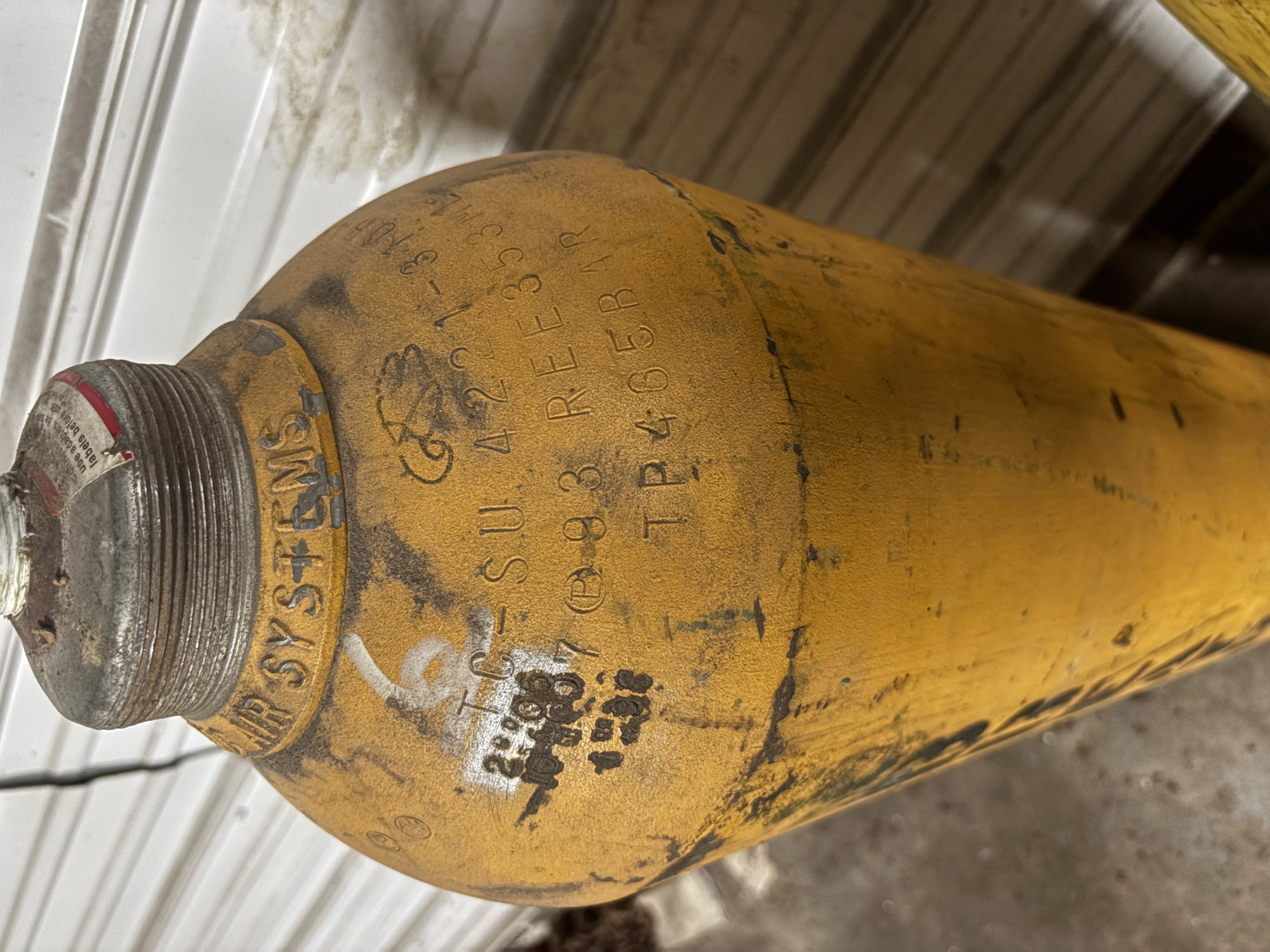 first cascade bottle in leadington close up