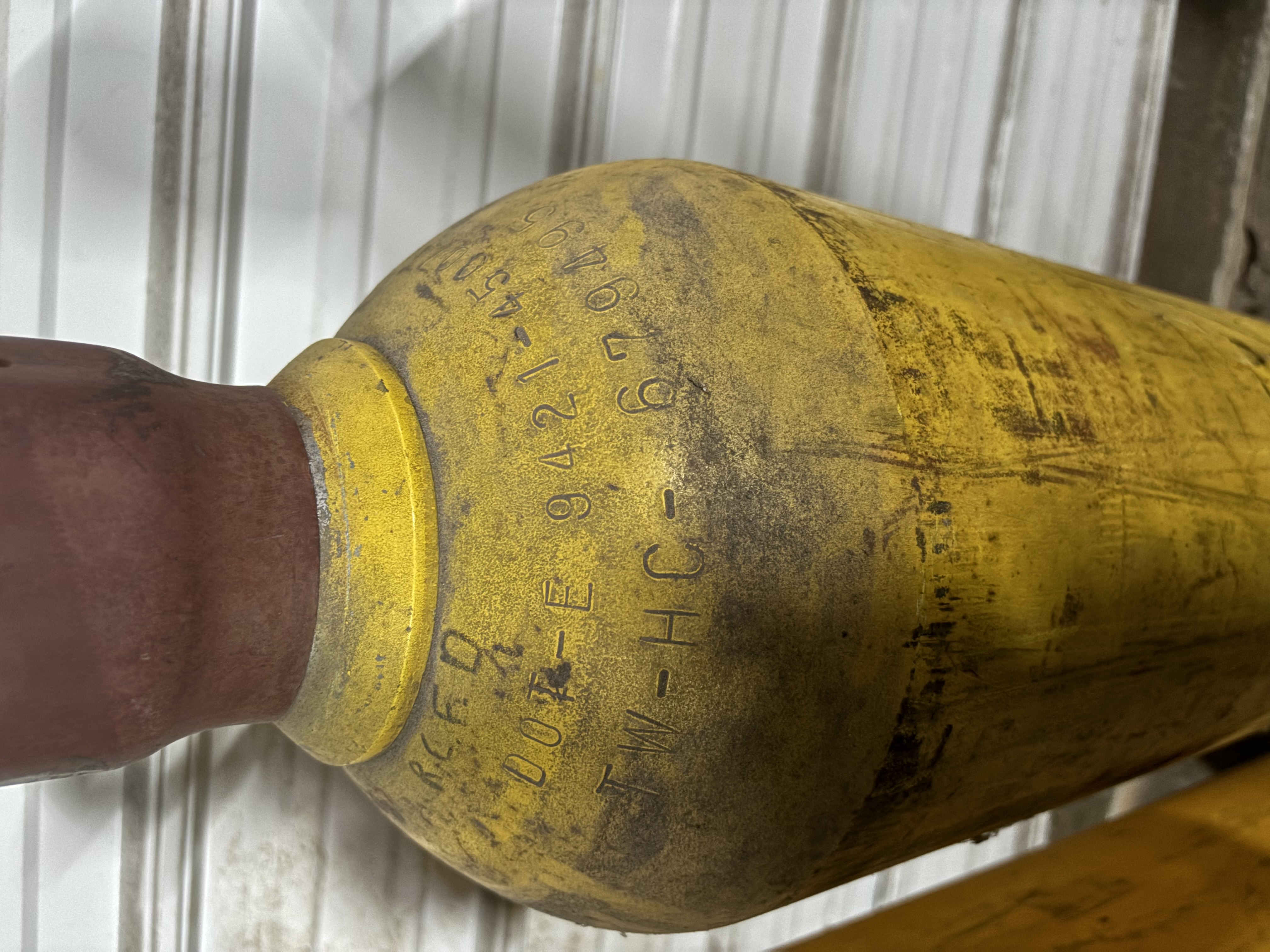 second cascade bottle in leadington close up